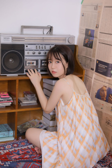 《年轻女教师